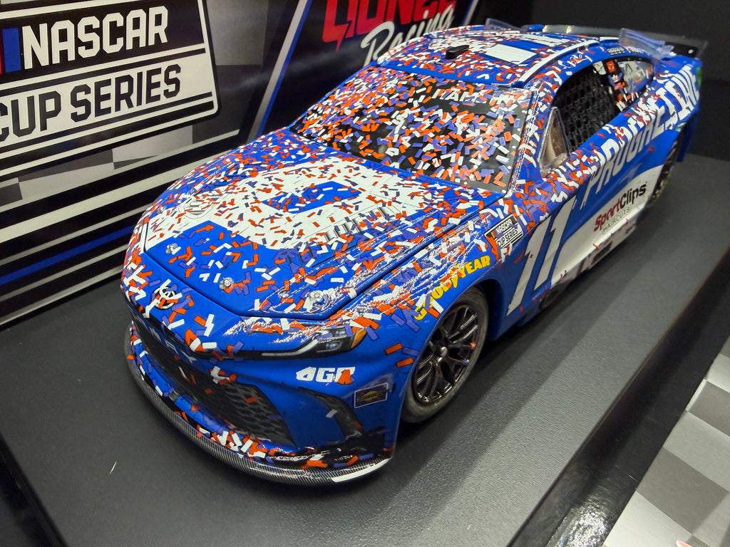 2025 Denny Hamlin 1:24 Progressive Dover Race Win Diecast