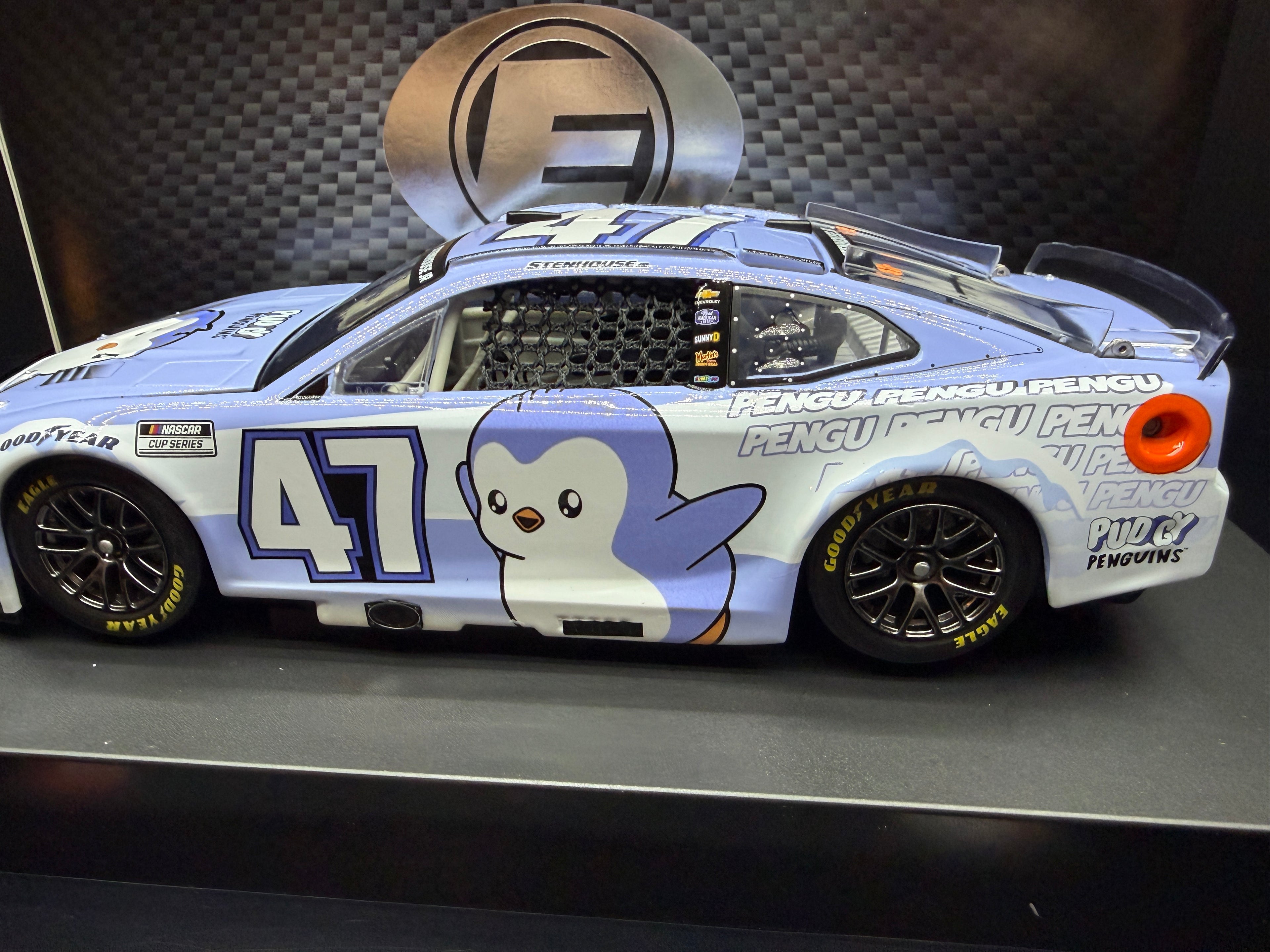 2025 Ricky Stenhouse Jr 1:24 Pudgy Penguins Elite Diecast