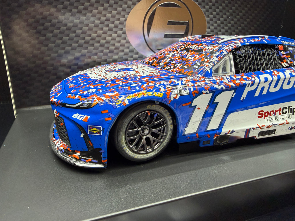 2025 Denny Hamlin 1:24 Progressive Dover Race Win Elite Diecast