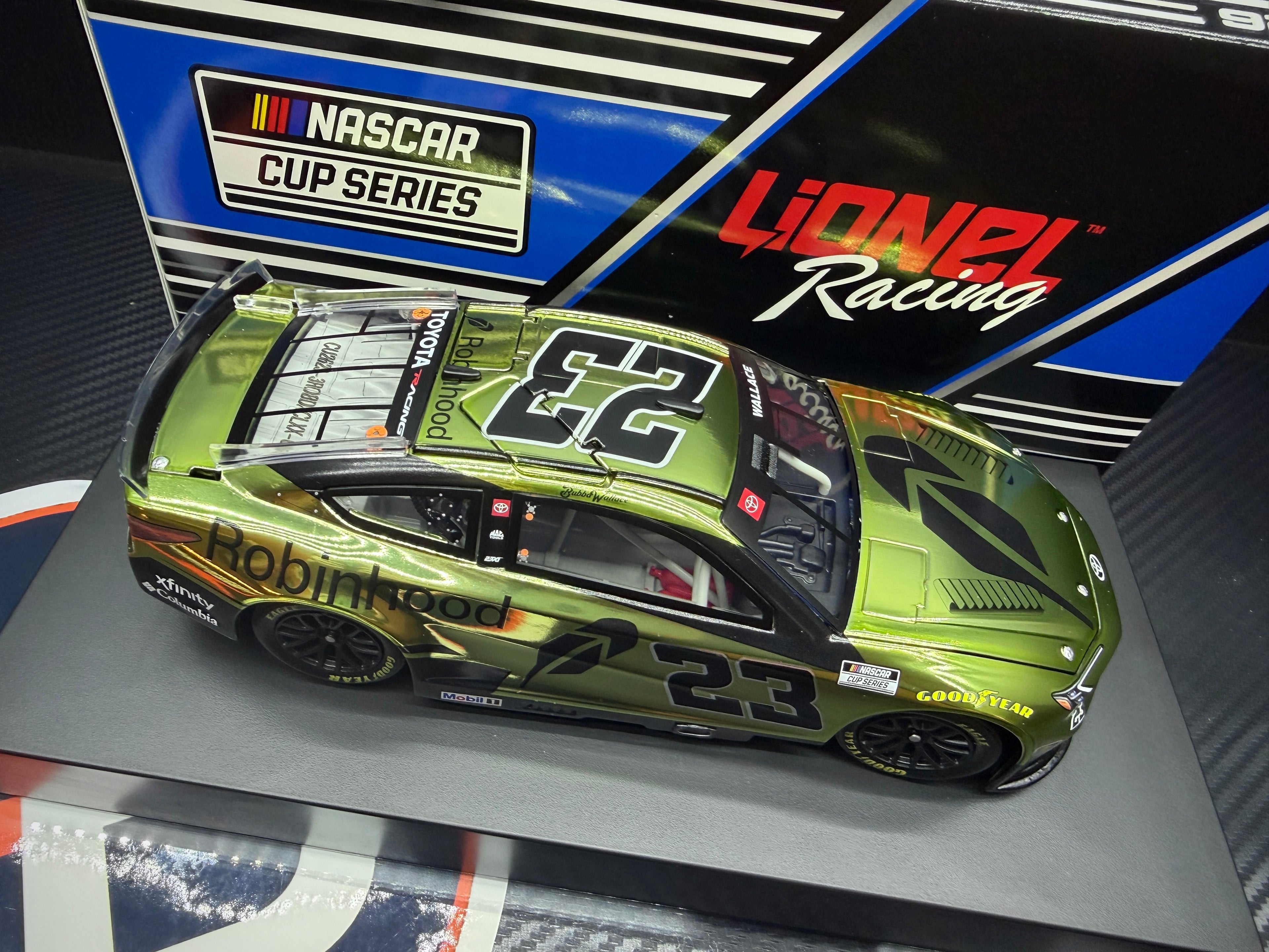 2026 Bubba Wallace 1:24 Robinhood COLOR CHROME NASCAR Diecast