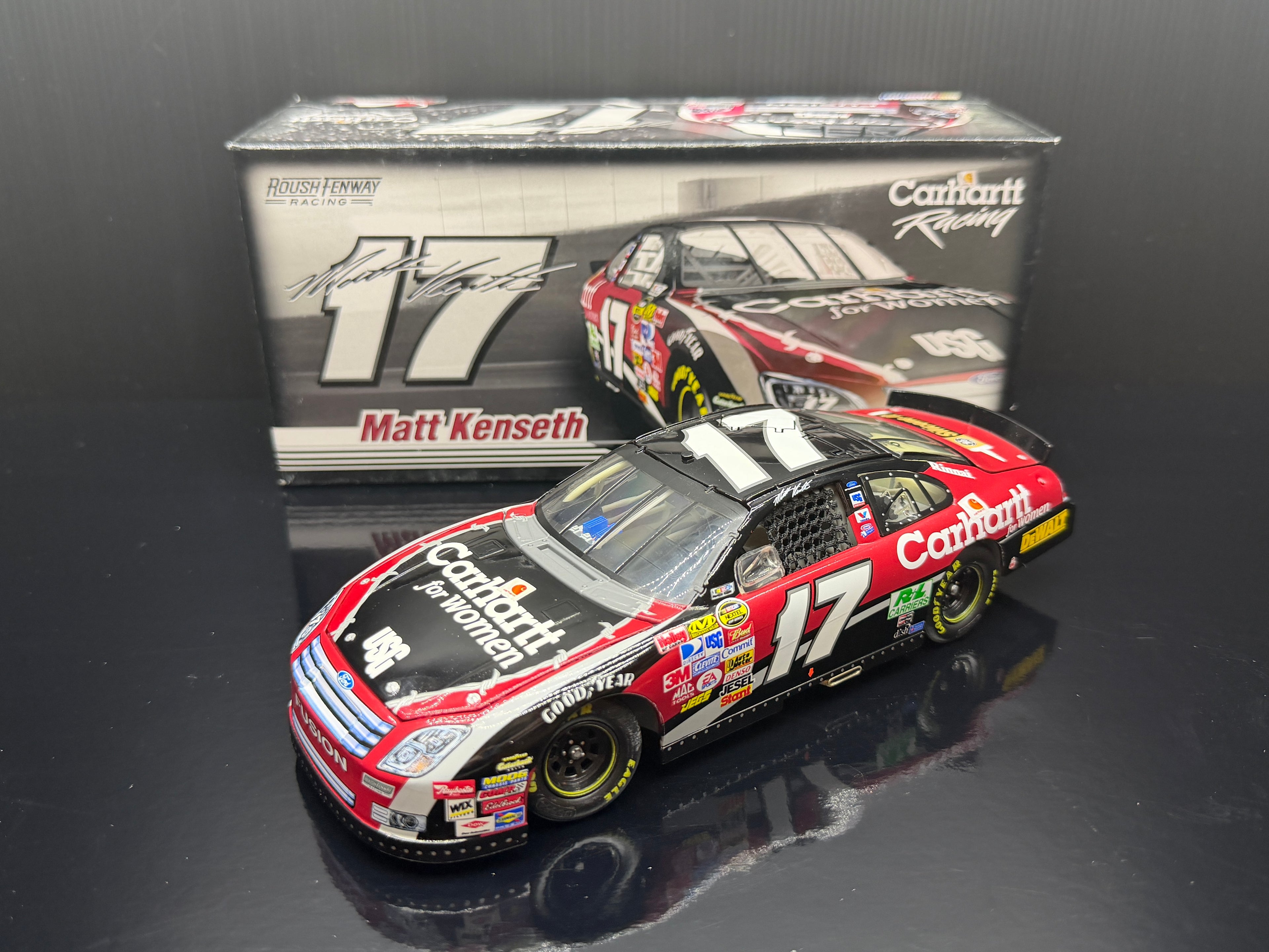 2007 Matt Kenseth 1:24 Carhartt For Women Diecast