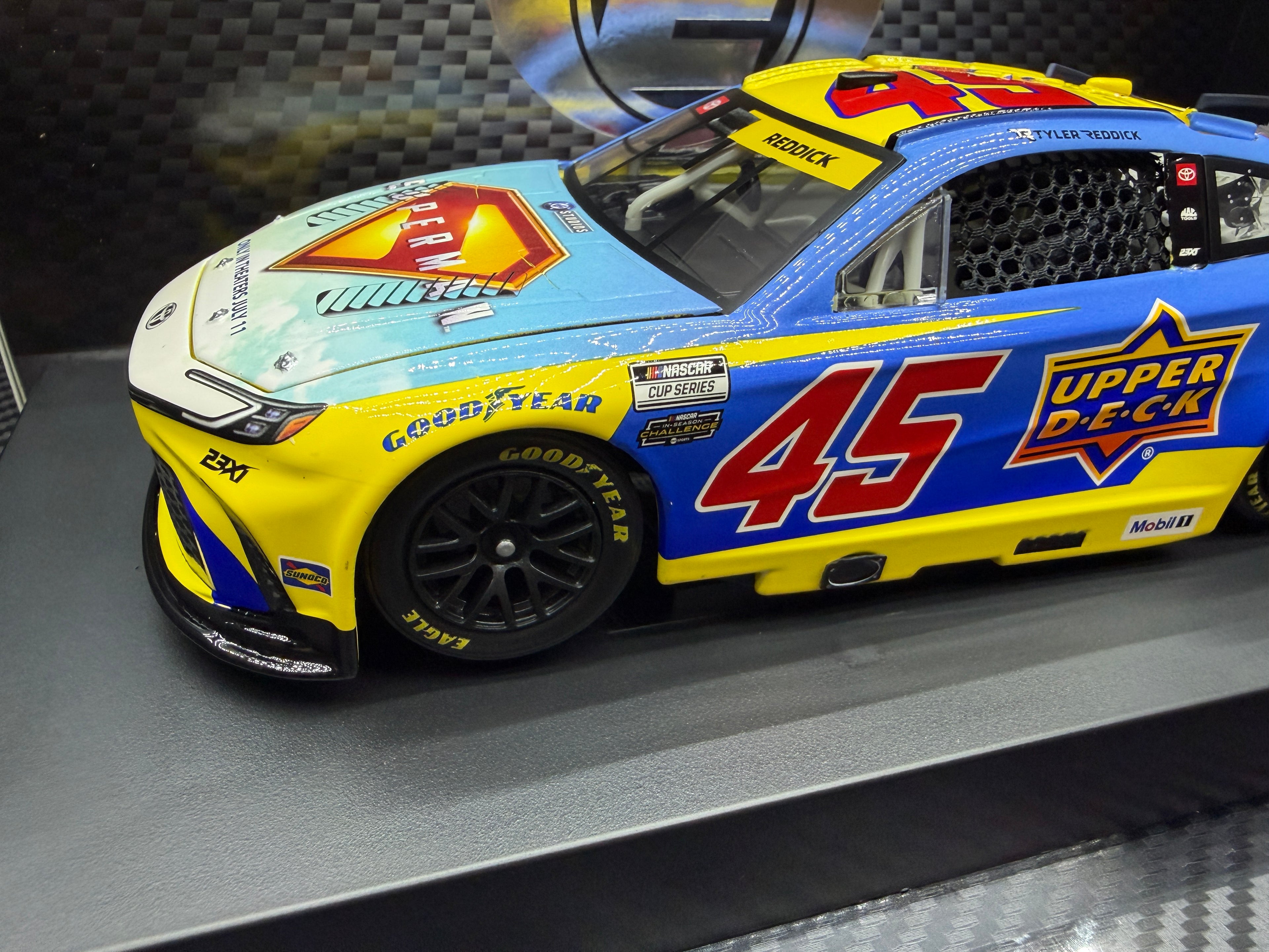 2025 Tyler Reddick 1:24 Upper Deck / Superman ELITE Diecast