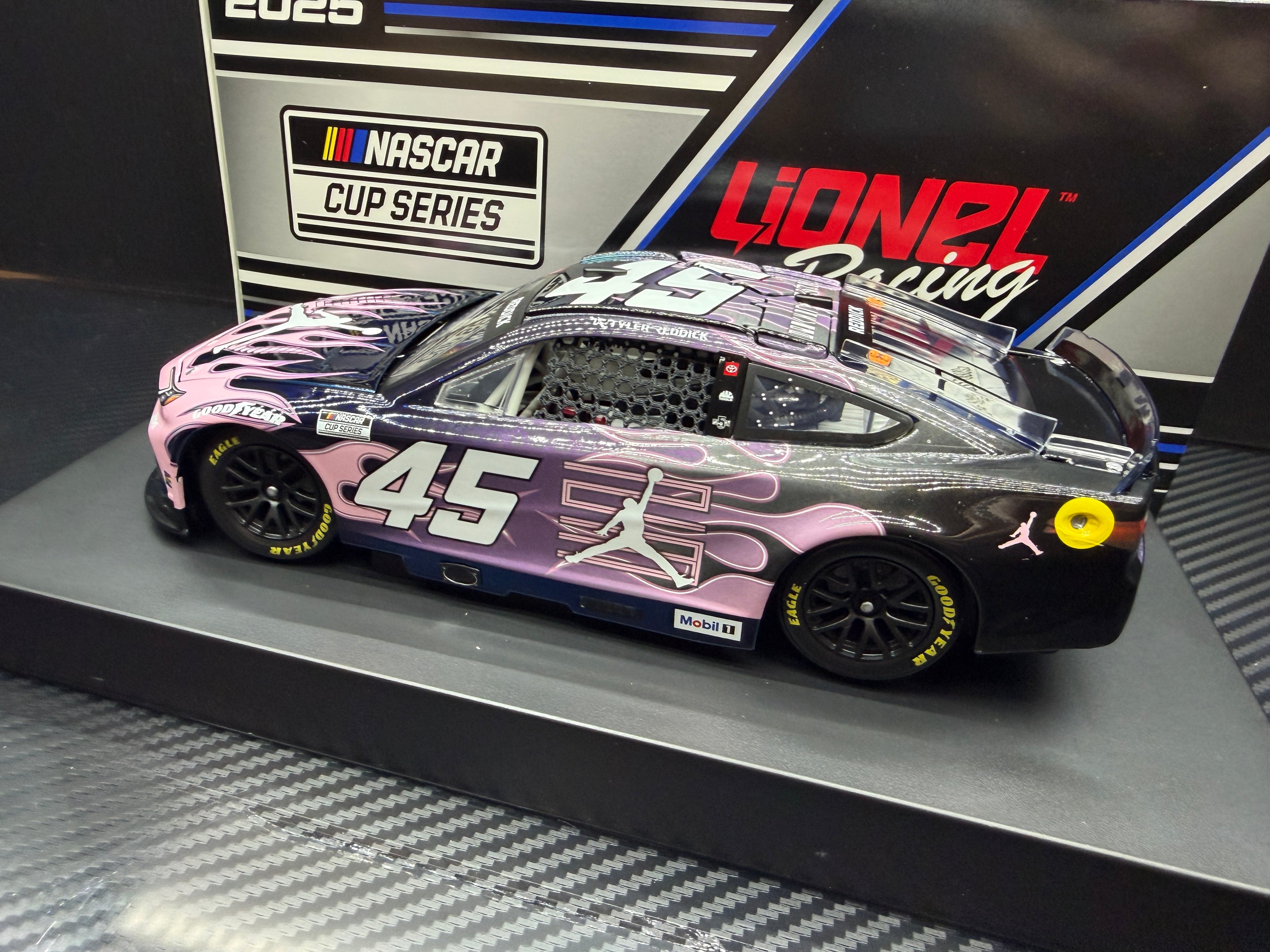 2025 Tyler Reddick 1:24 Jordan Brand Desert Sun COLOR CHROME Diecast