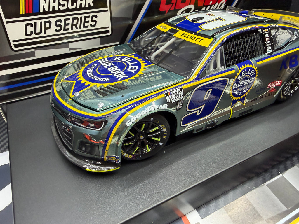 2025 Chase Elliott 1:24 Kelley Blue Book Kansas Race Win COLOR CHROME Diecast