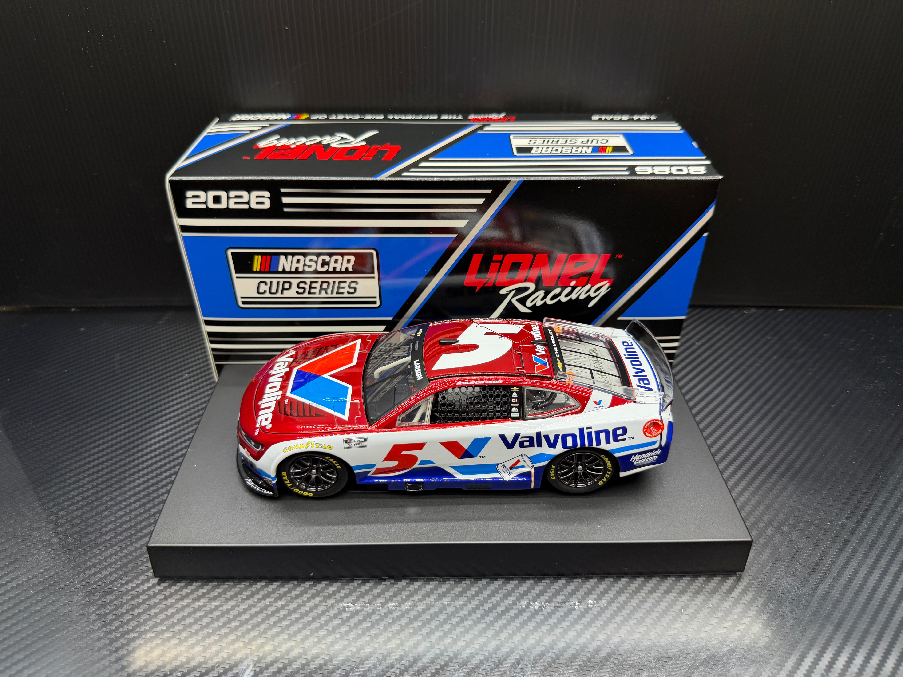 2026 Kyle Larson 1:24 Valvoline COLOR CHROME Diecast