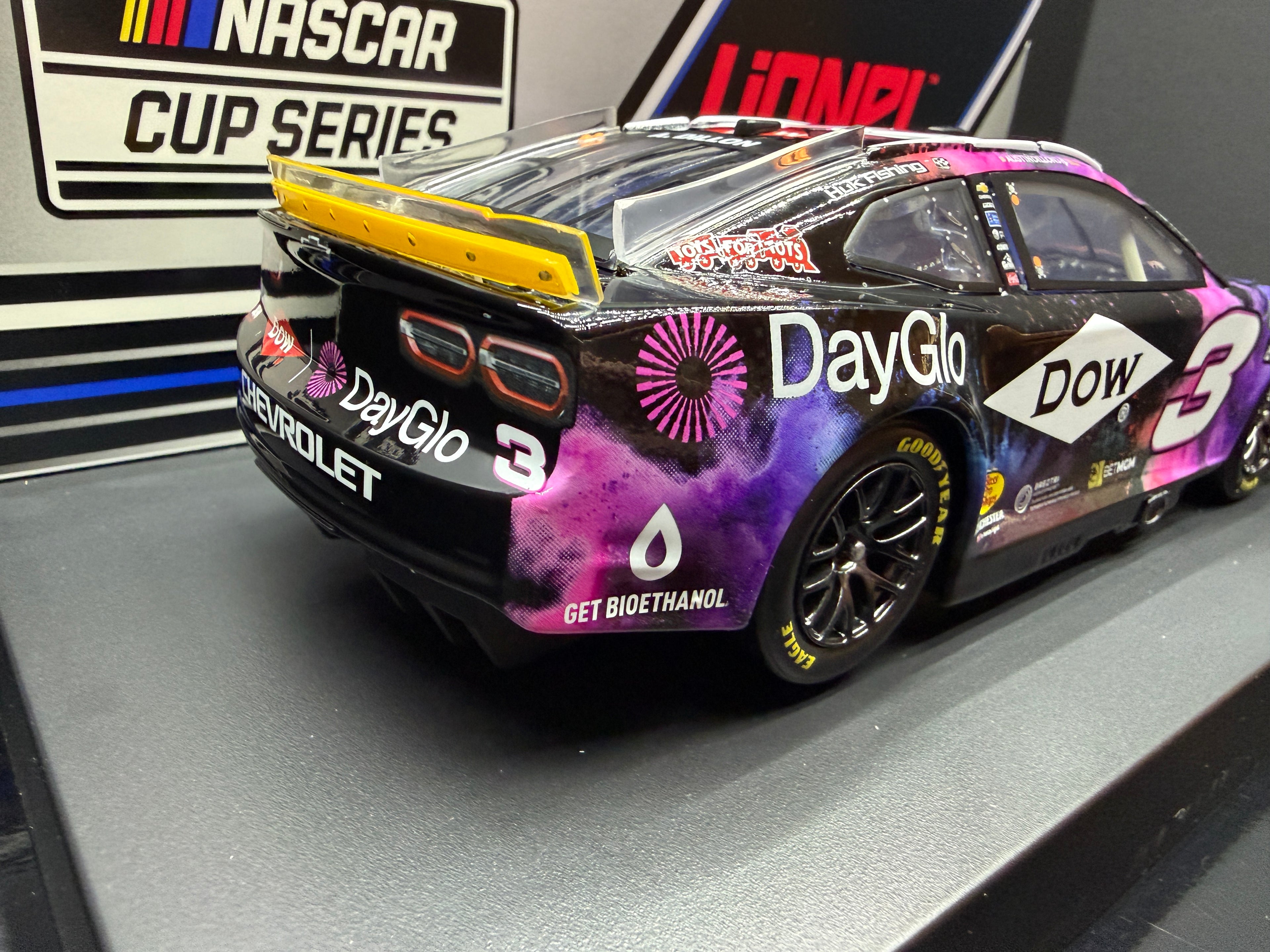2025 Austin Dillon 1:24 DOW Dayglo Diecast