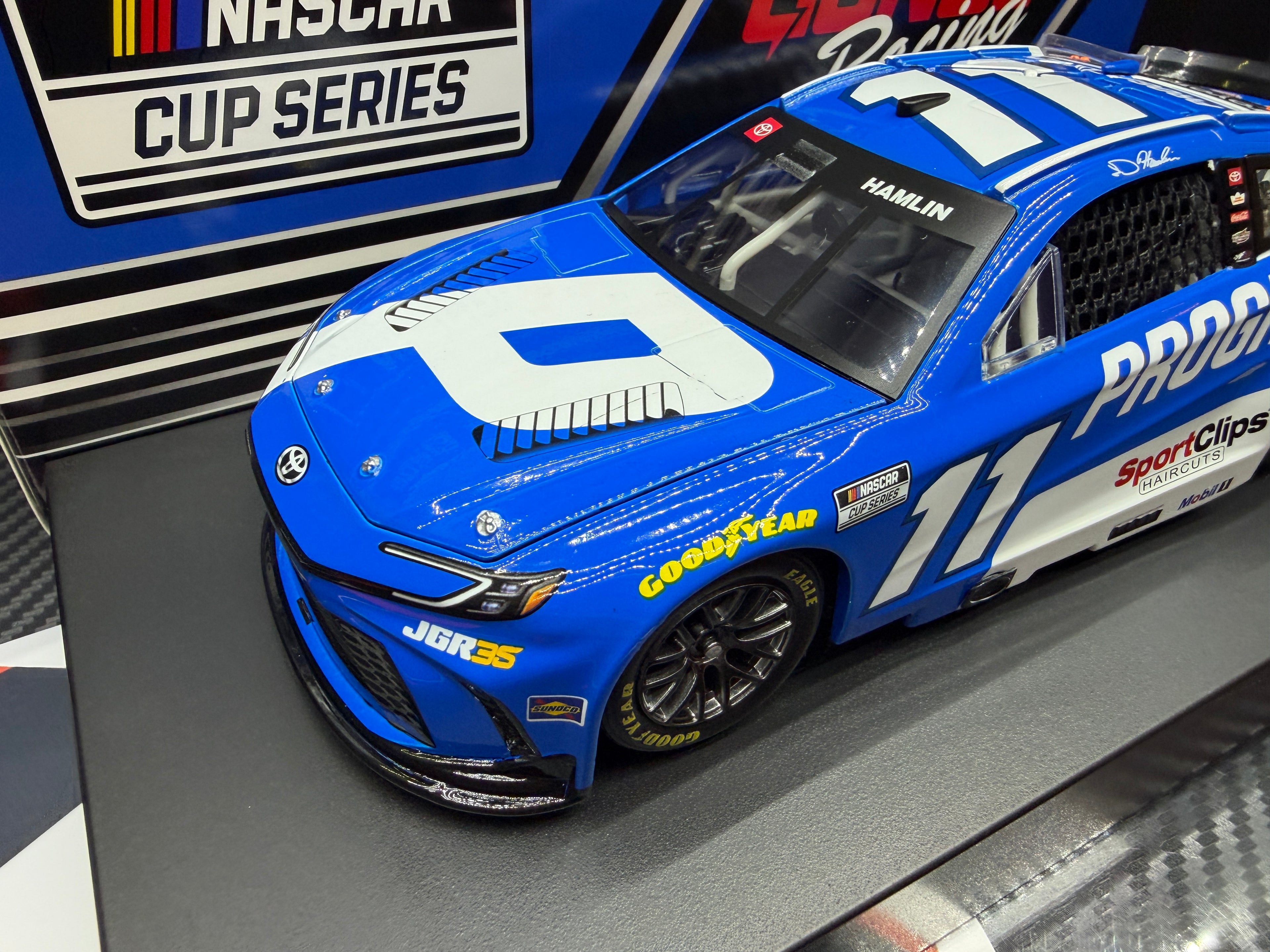 2026 Denny Hamlin 1:24 Progressive Diecast