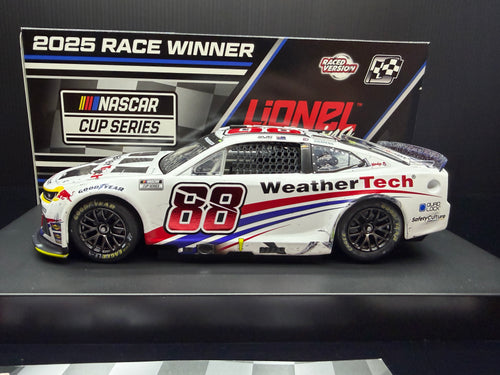 2025 Shane van Gisbergen 1:24 WeatherTech Chicago Street Course Race Win Diecast