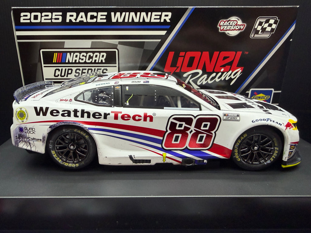 2025 Shane van Gisbergen 1:24 WeatherTech Chicago Street Course Race Win Diecast