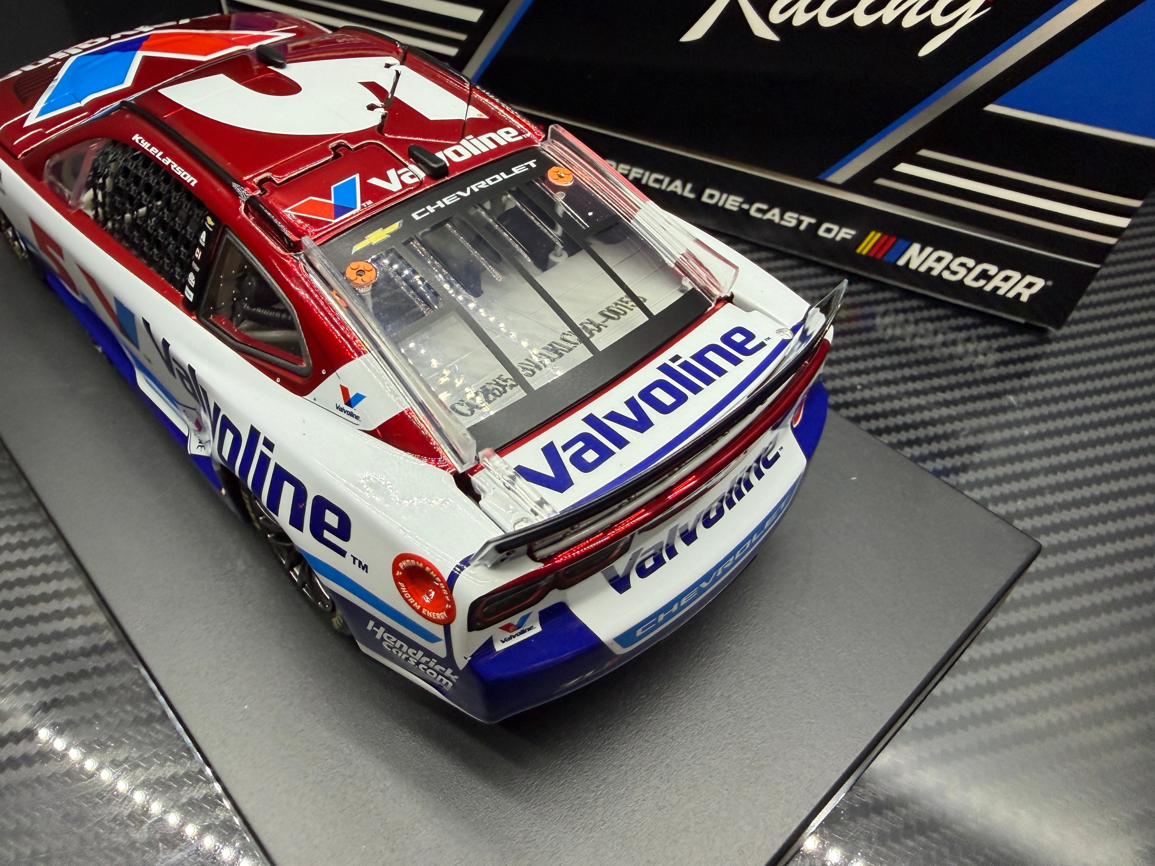 2026 Kyle Larson 1:24 Valvoline COLOR CHROME Diecast