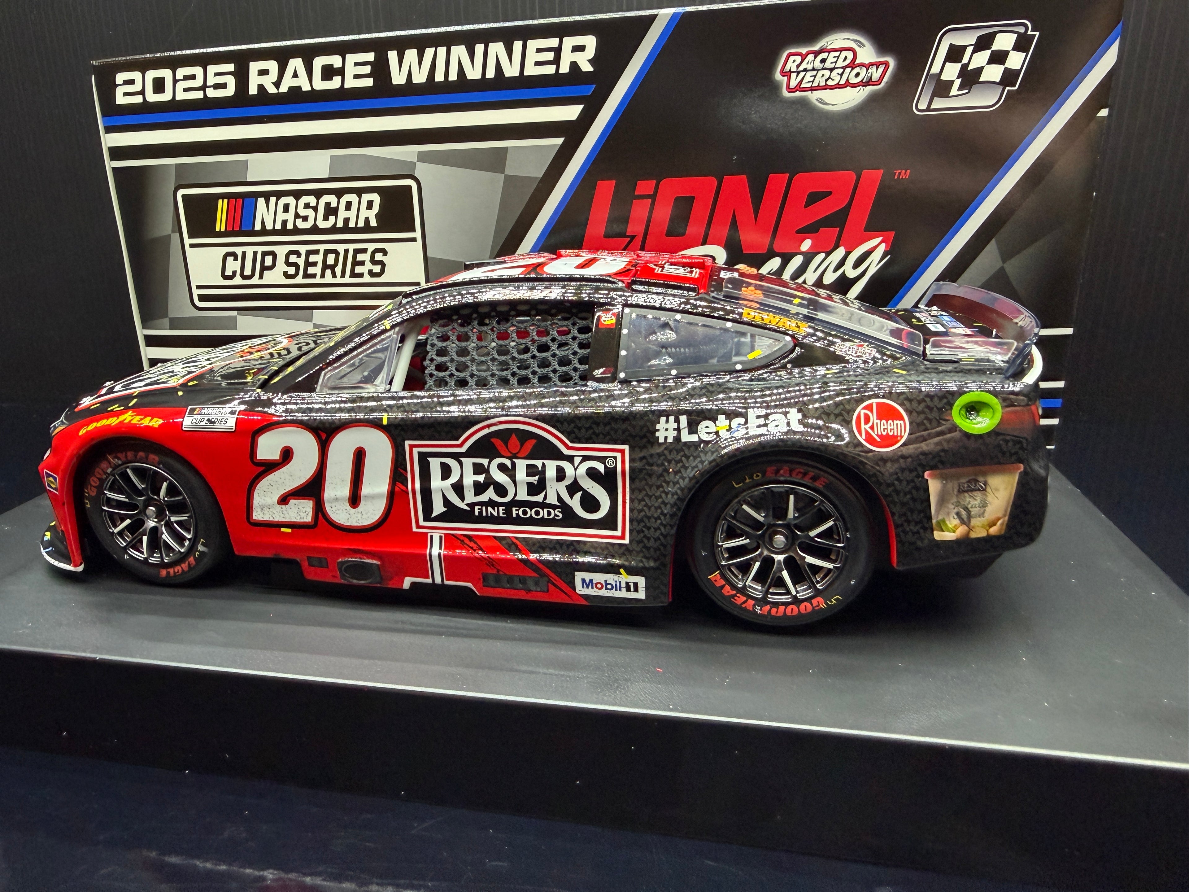 2025 Christopher Bell 1:24 Reser’s Phoenix Race Win Diecast