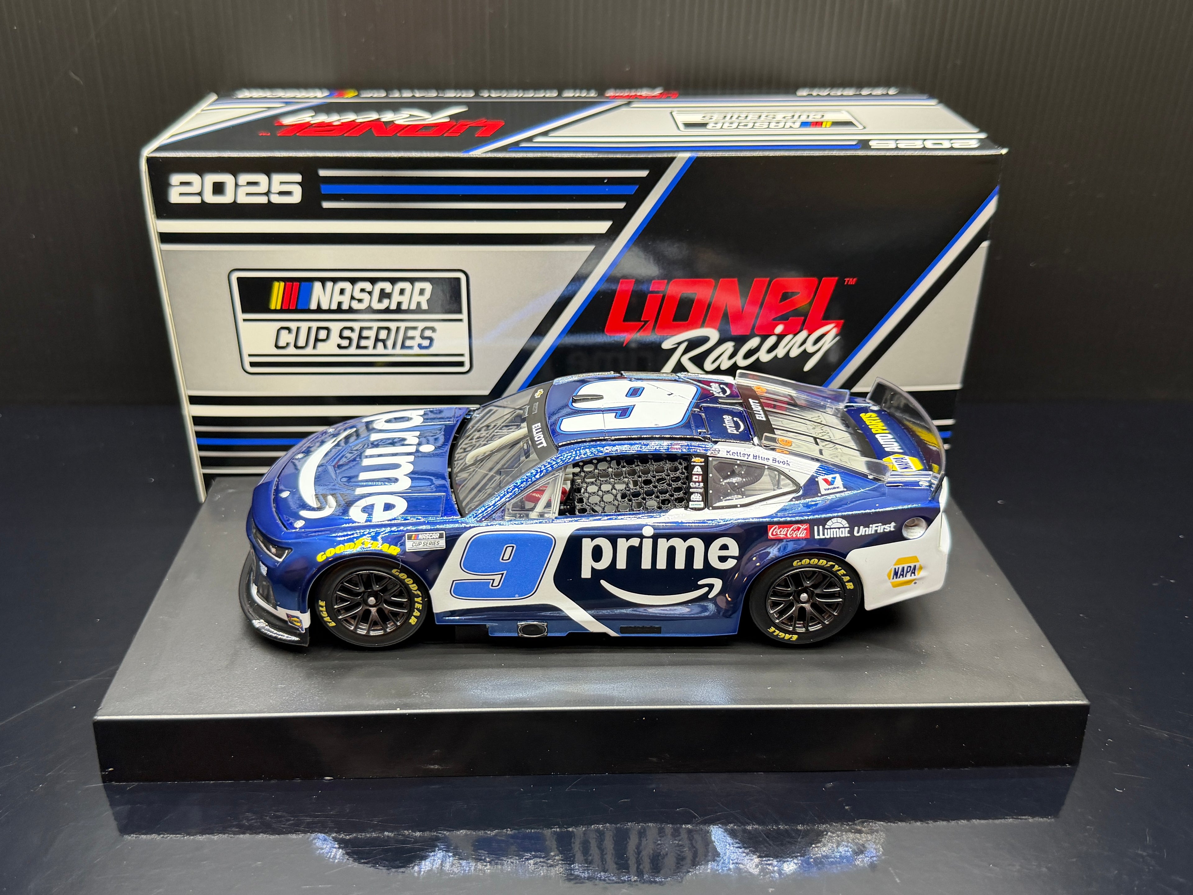 2025 Chase Elliott 1:24 Amazon Prime Color Chrome Diecast