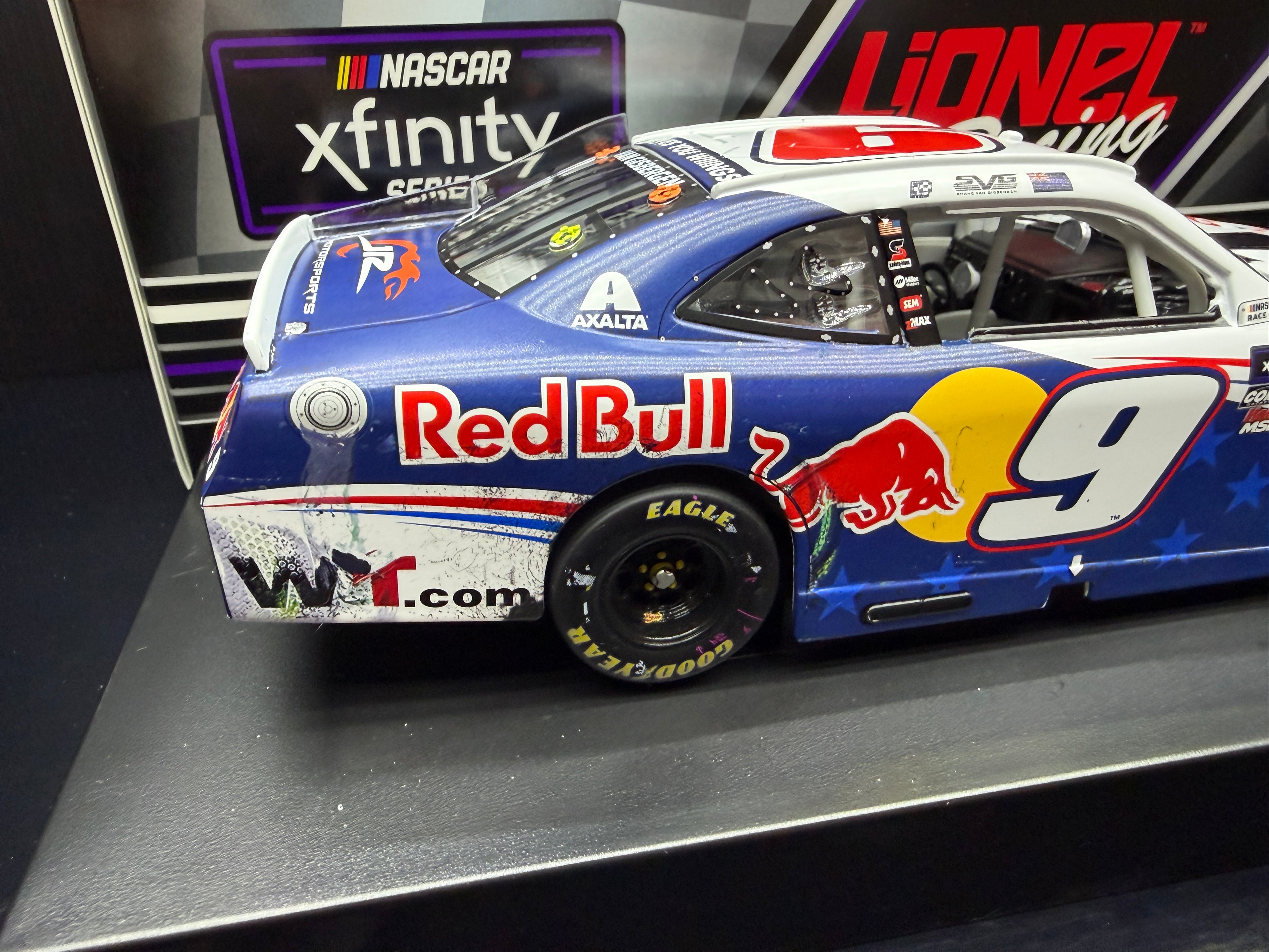 2025 Shane van Gisbergen 1:24 WeatherTech / Red Bull Chicago Street Course Race Win Diecast