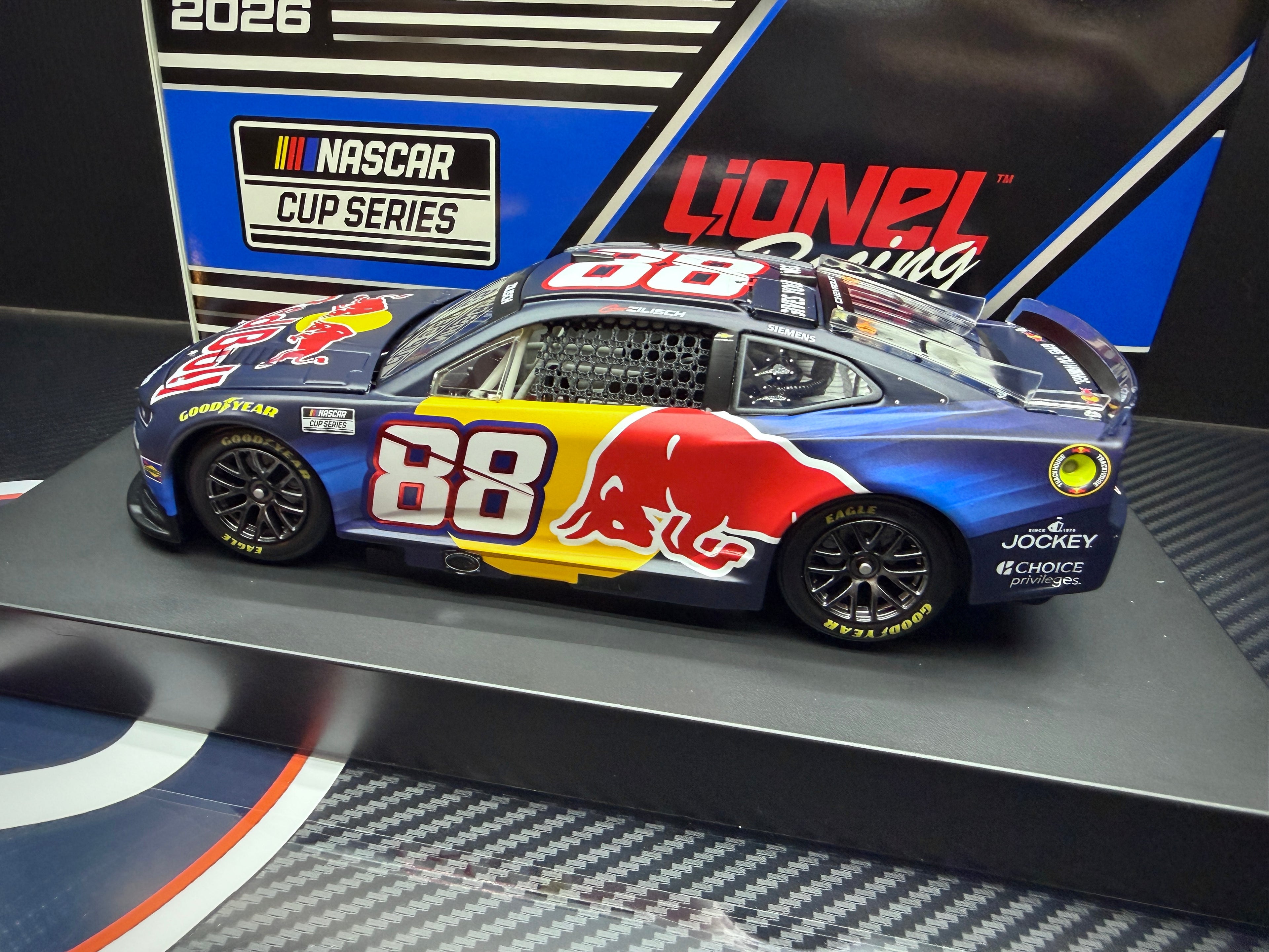 2026 Connor Zilisch 1:24 Red Bull Diecast