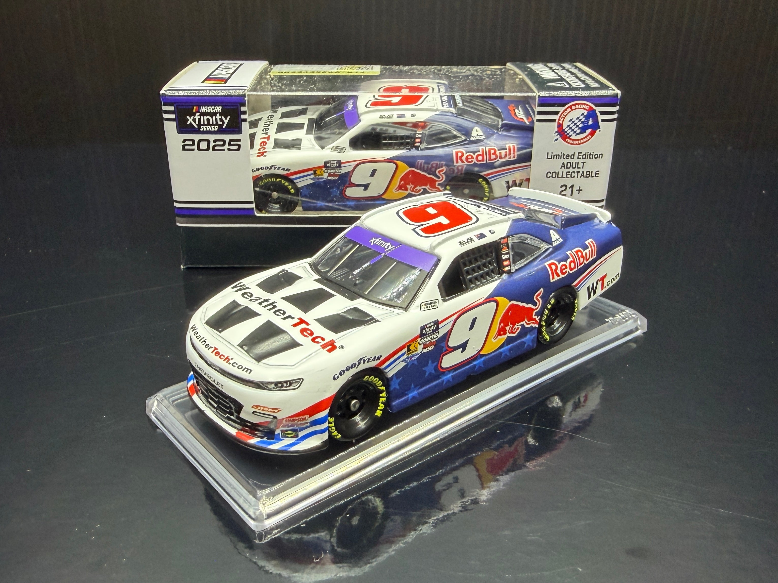 2025 Shane van Gisbergen 1:64 WeatherTech / Red Bull Diecast