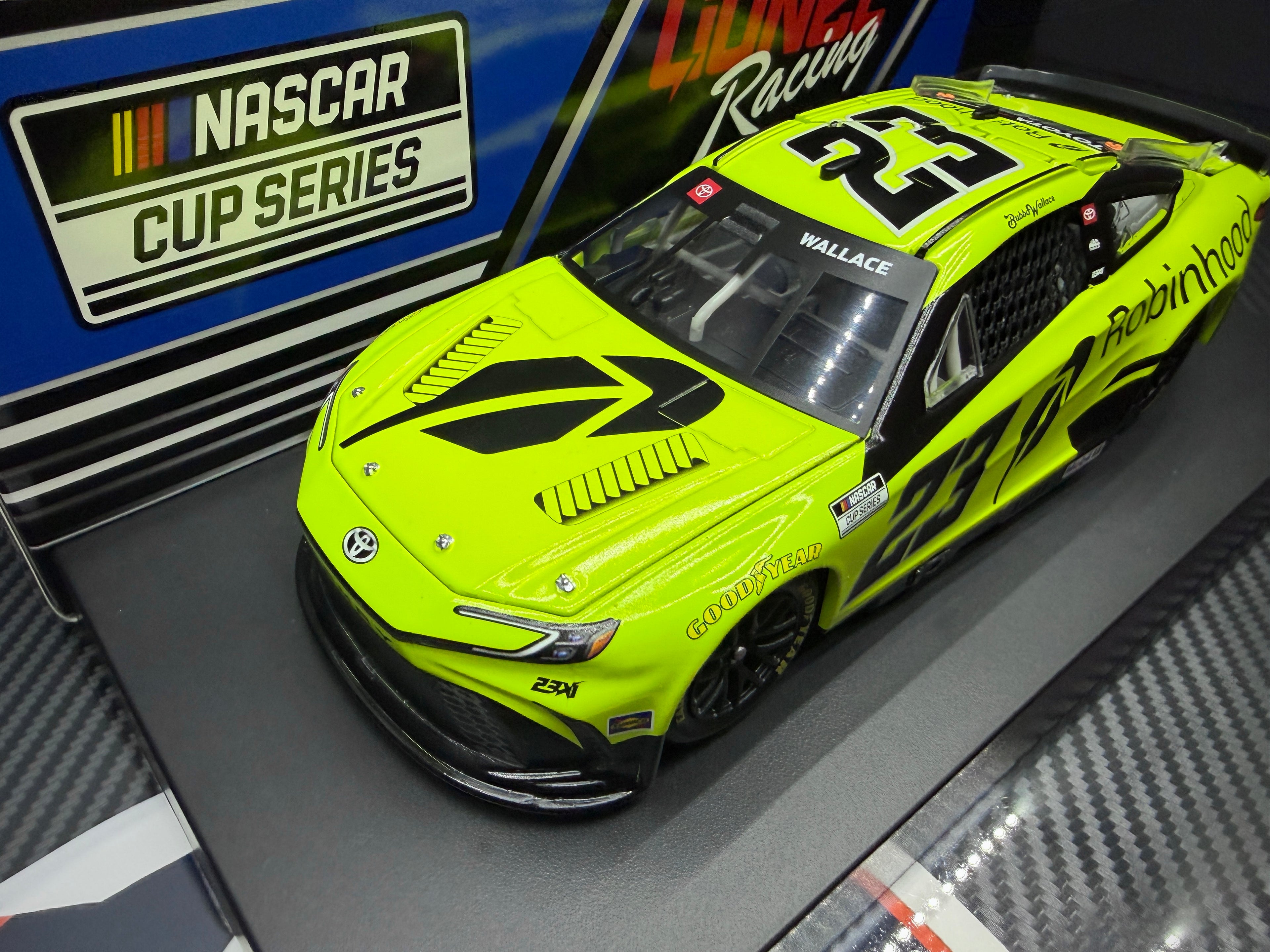 2026 Bubba Wallace 1:24 Robinhood NASCAR Diecast