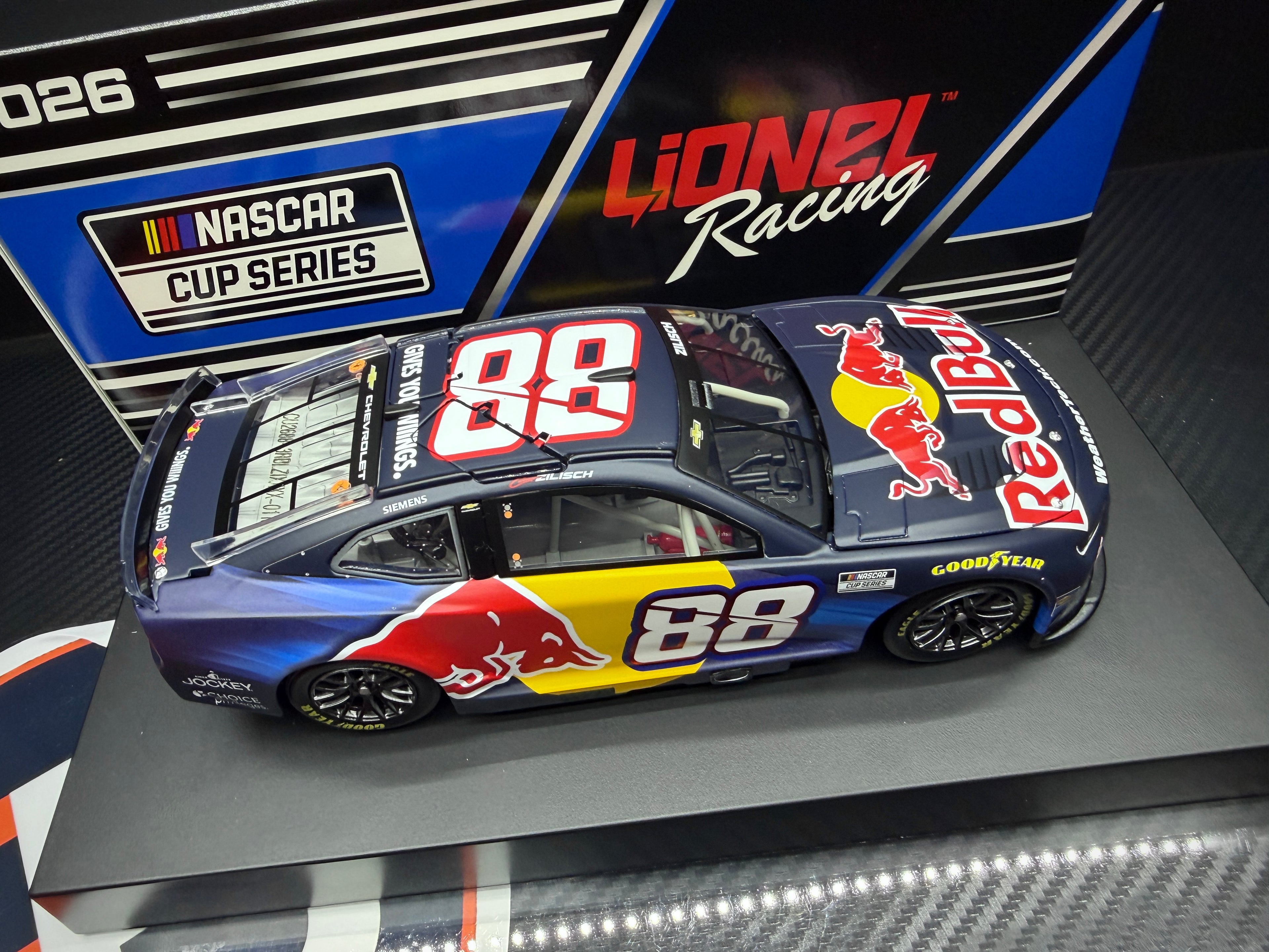 2026 Connor Zilisch 1:24 Red Bull Diecast