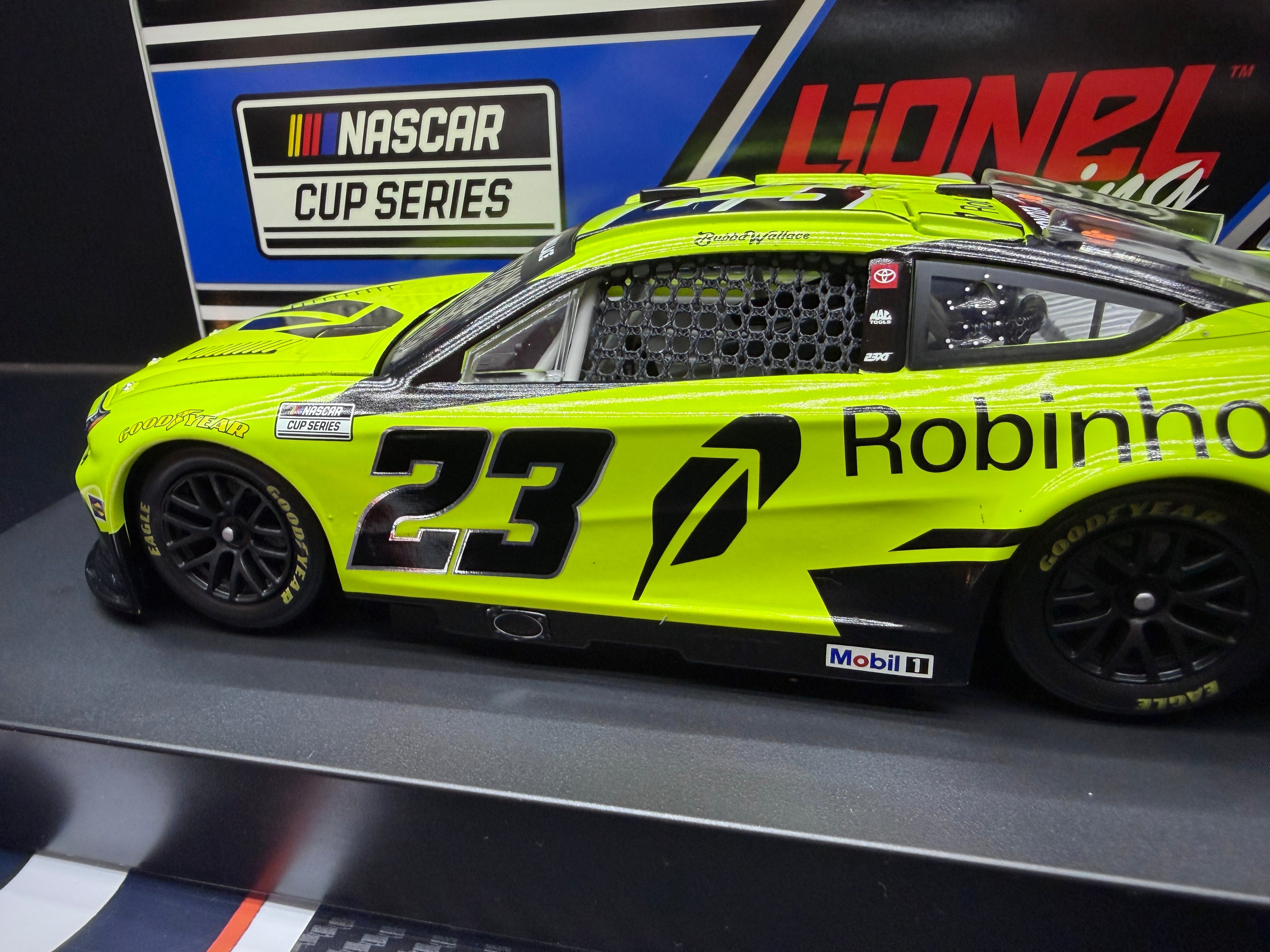 2026 Bubba Wallace 1:24 Robinhood NASCAR Diecast