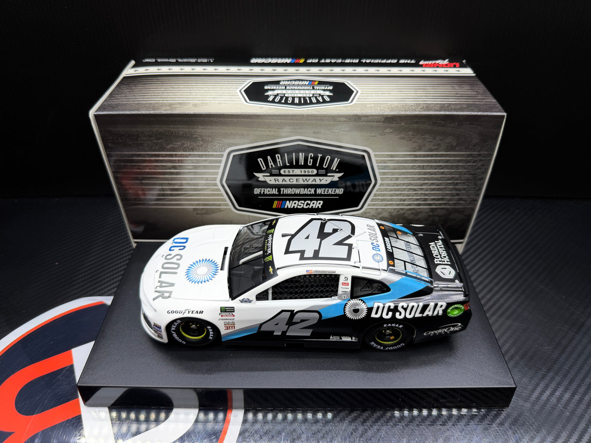 2018 Kyle Larson 1:24 DC Solar Throwback NASCAR Diecast