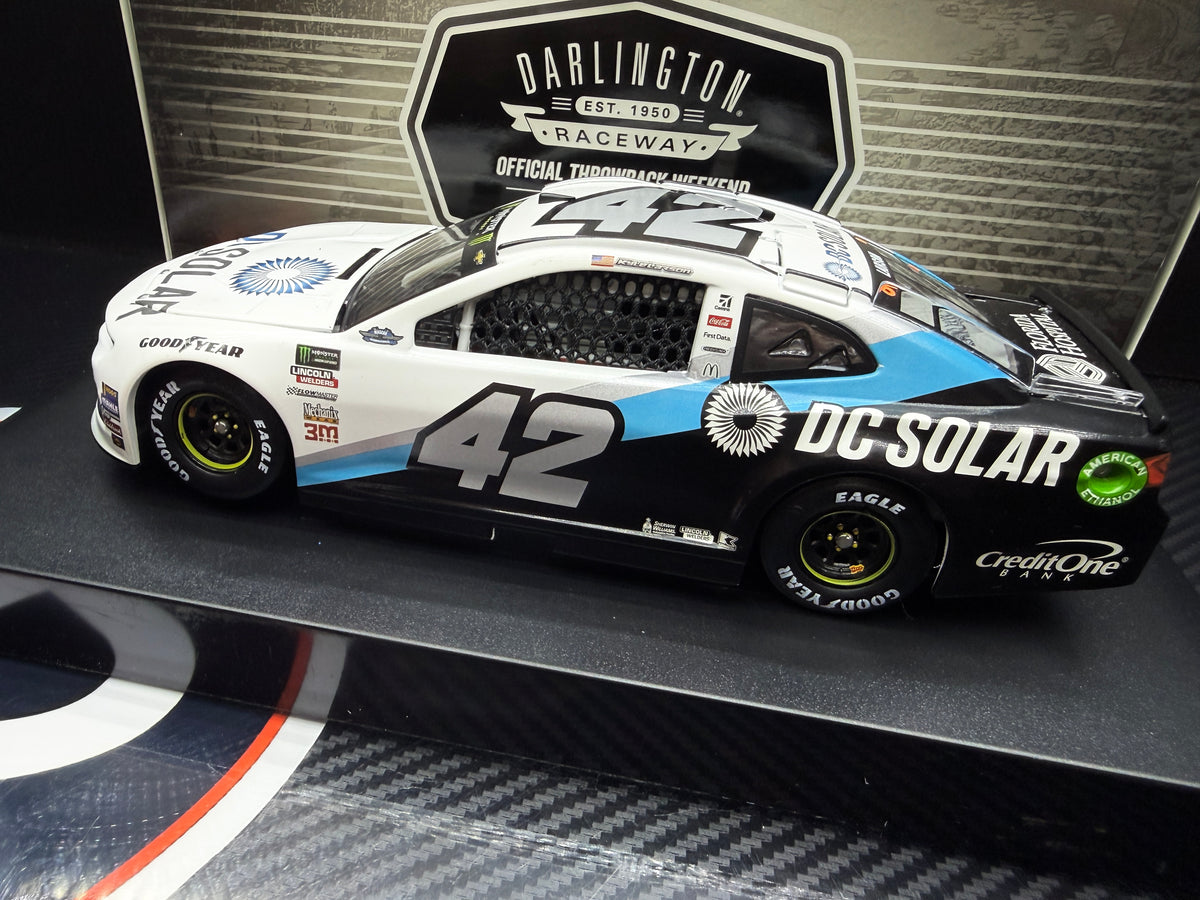 2018 Kyle Larson 1:24 DC Solar Throwback NASCAR Diecast