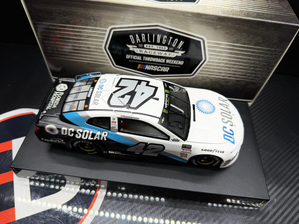 2018 Kyle Larson 1:24 DC Solar Throwback NASCAR Diecast