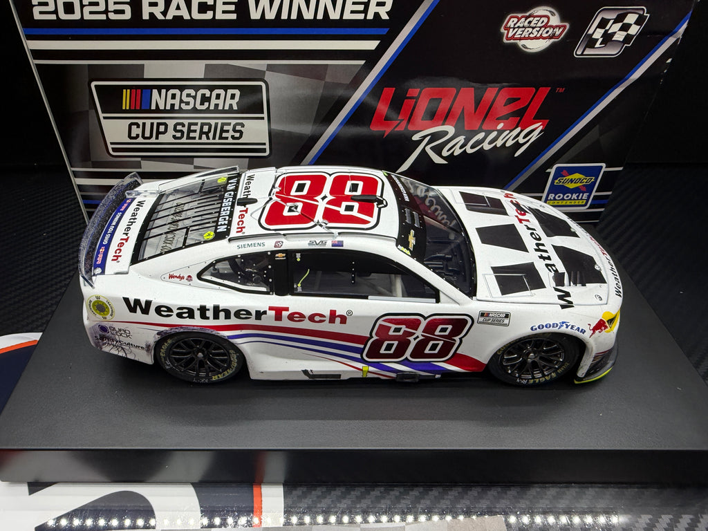 2025 Shane van Gisbergen 1:24 WeatherTech Chicago Street Course Race Win DAMAGED BOX Diecast